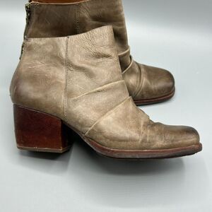 Kork-Ease Kissel Ankle Booties Leather Ruched Womens Comfort Shoes Size 8M